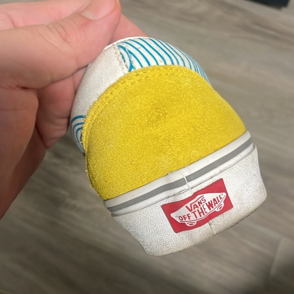 Custom VANS - Picture 2 of 4